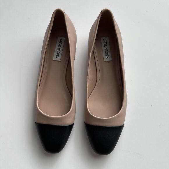 Steve Madden Beige and Black Flats - Picture 2 of 11